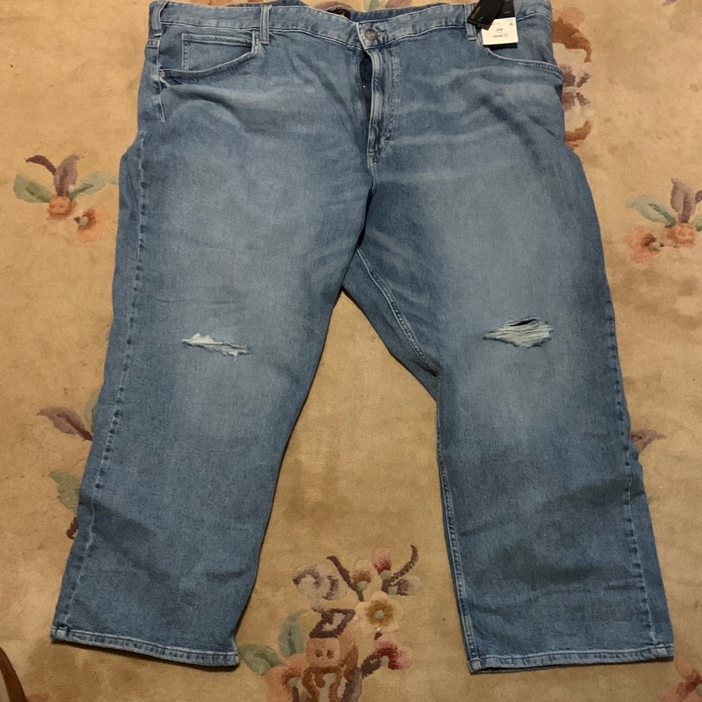 Lee Women’s Straight Leg Light Blue Distressed Jeans